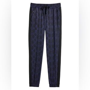 Athleta Python Printed Brooklyn Joggers Loungewear Athleisure Gorpcore Pants